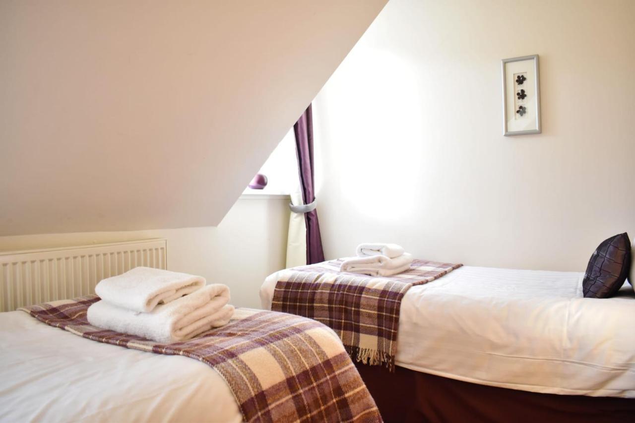 The Ross 2 Bedroom Apartment In Historic Abbey Fort Augustus Zewnętrze zdjęcie