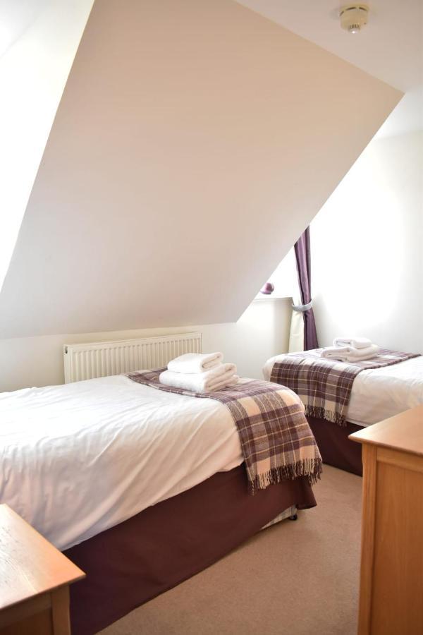 The Ross 2 Bedroom Apartment In Historic Abbey Fort Augustus Zewnętrze zdjęcie